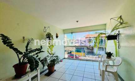 Casa com 3 quartos à venda na Rua Carlos Alberto, Rio Branco, Belo Horizonte