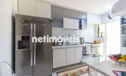 Casa com 4 quartos à venda na Rua Itambé do Mato Dentro, Serrano, Belo Horizonte
