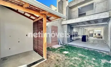 Casa com 3 quartos à venda na Rua Mércia Siqueira Prates, Santa Amélia, Belo Horizonte