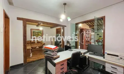 Casa com 3 quartos à venda na Rua Abaeté, Bonfim, Belo Horizonte