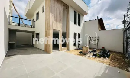 Casa com 3 quartos à venda na Rua dos Sacramentinos, Planalto, Belo Horizonte