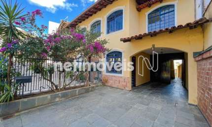 Casa com 4 quartos para alugar na Avenida dos Bandeirantes, Anchieta, Belo Horizonte