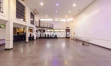 Casa comercial com 8 salas para alugar no Renascença, Belo Horizonte 