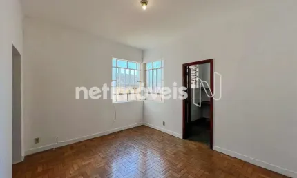 Apartamento com 3 quartos para alugar na Rua Curvelo, Floresta, Belo Horizonte