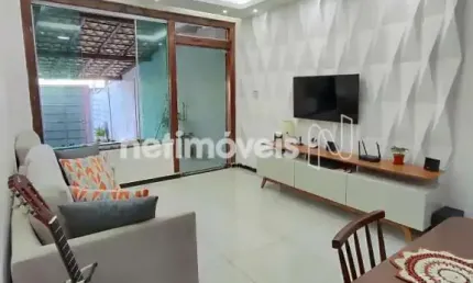 Casa com 2 quartos para alugar na Rua Acácio José Diniz, Novo Centro, Santa Luzia