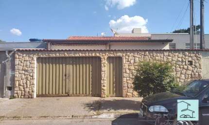 Casa com 3 quartos à venda no Jardim Niero, Louveira 