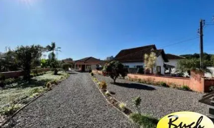 Vende casa Bairro Anita Garibaldi,  Joinville - Buch Imóveis