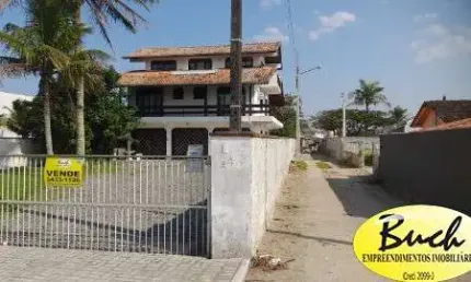 Sobrado pronto com marina particular em barra do sul