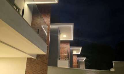 sobrado geminado  novo - Bairro América -  Buch Imoveis - Imoveis Joinville
