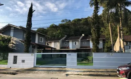 Sobrado- condomínio fechado  Bairro Nova Brasilia - Joinville SC - Buch Imóveis