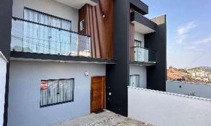 Casa vende, Bairro Floresta, Joinville, Buch Imóveis