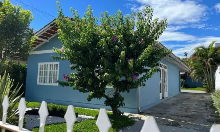 Casa com 3 quartos à venda no Nova Brasília, Joinville 