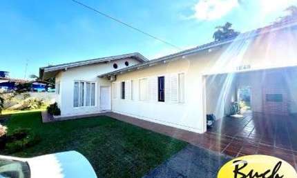 Aluga casa Bairro Boa Vista Joinville - Buch Imóveis
