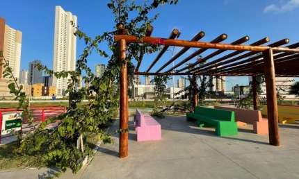 More em Frente ao Parque Parahyba 4 – Apartamento com 3 Quartos e Varanda!