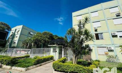 Apartamento 2 dormitórios à venda Camaquã Porto Alegre/RS