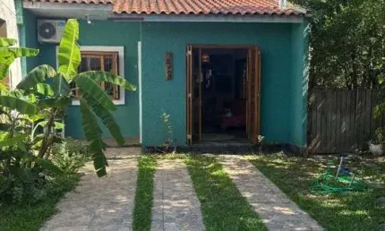 Casa com 3 quartos à venda na Rua Eliza Tevah, --, Hípica, Porto Alegre