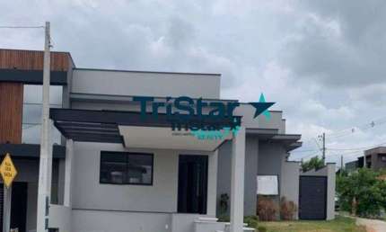 CA0466 - OPORTUNIDADE DE CASA COM 03 SUITES EM CONDOMÍNIO FECHADO - AC.140m² - AT. 213m² - VILA RICA INDAIATUBA SP