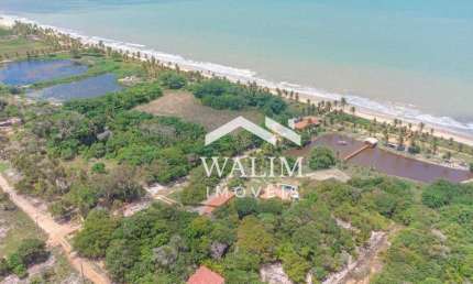 Casa à Beira-Mar com Lagoa, Piscina e Ampla Área Verde – Praia dos Corais, Alcobaça/BA