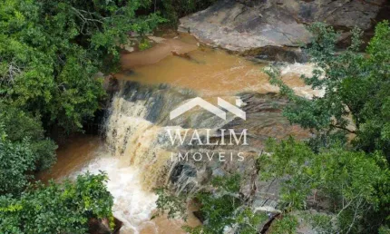 Oportunidade Única: Terreno de 16 Hectares em Itaguara, MG com Cachoeira Privativa!