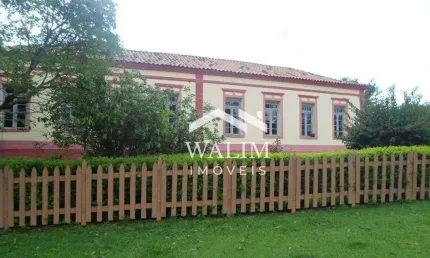 **FAZENDA CENTENÁRIA À VENDA EM SÃO TIAGO/MG – TRADIÇÃO, PRODUTIVIDADE E INVESTIMENTO DE R 1 M I L HÃO EM REFORMAS