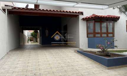 Casa com 4 quartos para alugar na Vila Avaí, Indaiatuba  por R$ 7.000