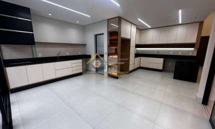 Casa em condomínio fechado com 3 quartos à venda no Jardim Piemonte, Indaiatuba  por R$ 1.680.000