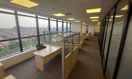 Sala comercial com 4 salas para alugar na Vila Homero, Indaiatuba , 322 m2 por R$ 55.000