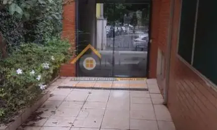 Casa comercial com 3 salas para alugar na Vila Sfeir, Indaiatuba  por R$ 9.000