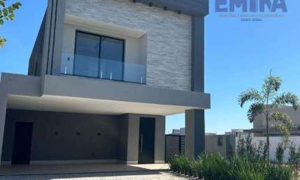 Casa com 4 quarto(s) no bairro Jardim Imperial em Cuiabá - MT