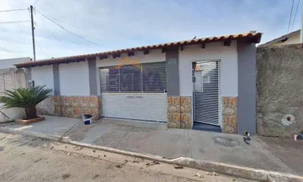Casa com 3 quarto(s) no bairro Cristo Rei em Várzea Grande - MT