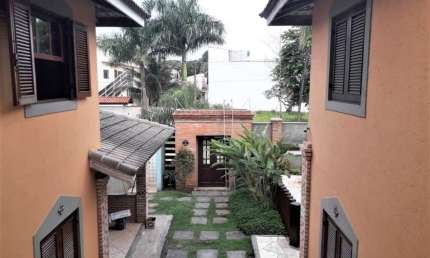 Apto.duplex - 3 dormitórios - 200 m da praia - Boracéia