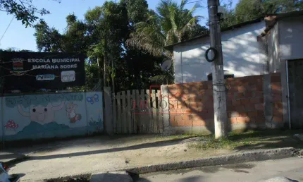 Casa com 3 dormitórios à venda, 200 m² por R$ 280.000,00 - Rio do Ouro - São Gonçalo/RJ