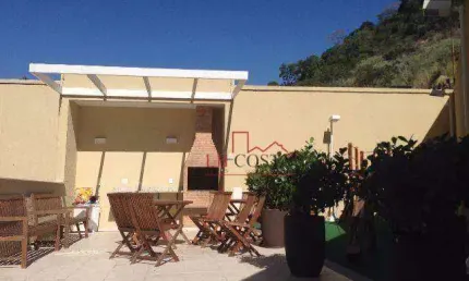 Apartamento composto por  varanda com vista para o verde, 2 dormitórios sendo 1 suíte à venda, 60 m² por R$ 430.000 - Piratininga - Niterói/RJ