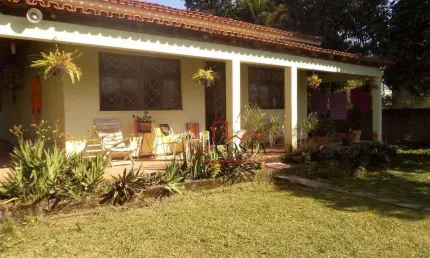 Casa no Recanto próxima a Praia com 2 dormitórios à venda, 130 m² por R$ 480.000 - Recanto de Itaipuaçu - Maricá/RJ