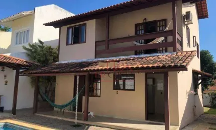 Casa com 5 dormitórios à venda, 274 m² por R$ 1.200.000,00 - Itaipu - Niterói/RJ