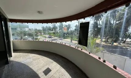Ótimo apartamento espaçoso com 236 m²  - 3 suítes  no bairro do bessa