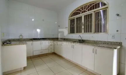Casa com 3 quartos à venda na Rua Cravinhos, 1338, Jardim Paulistano, Ribeirão Preto