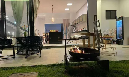 Casa com 3 dormitórios à venda, 253 m² por R$ 2.500.000,00 - Condomínio Náutico Prive das Caldas - Caldas Novas/GO
