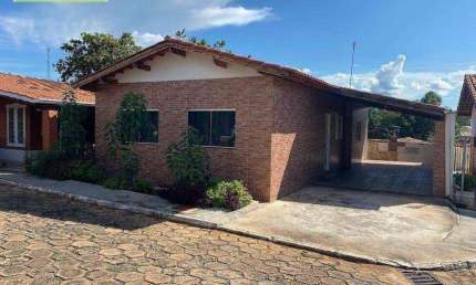 Chale 2 quartos à venda, 150 m² R$ 105.000 - Bairro Mansões das Águas Quentes - a 7 km do centro de Caldas Novas/GO