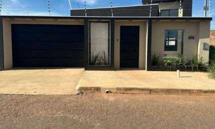 Casa com 3 dormitórios à venda, 120 m² por R$ 420.000,00 - Bela Vista - Caldas Novas/GO