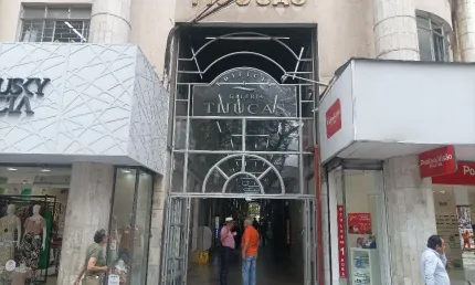 Sala comercial com 3 salas à venda na Praça General Osório, 68, Centro, Curitiba