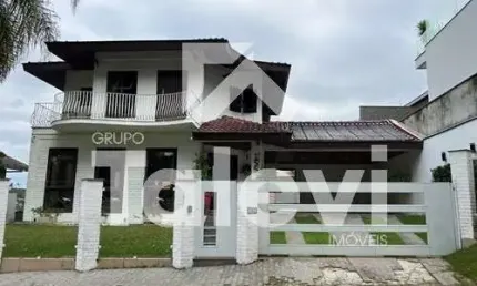 Casa com 3 quartos à venda no Centro, Pomerode , 222 m2 por R$ 1.250.000