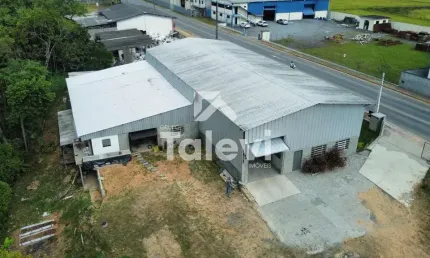 Barracão / Galpão / Depósito para alugar no Cruzeiro, Rio dos Cedros , 380 m2 por R$ 5.800