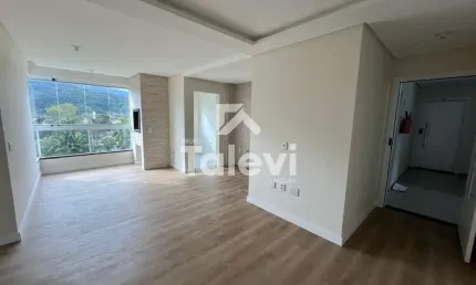 Apartamento com 2 quartos para alugar no Centro, Pomerode  por R$ 2.800