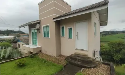 Casa com 2 quartos à venda na Ivo Raisel, 752, Santa Catarina, Caçador por R$ 610.000