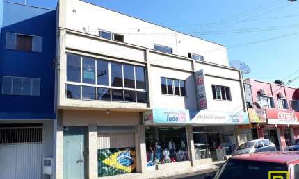 Apartamento com 3 quartos para alugar na Senador Salgado Filho, 308, Centro, Caçador por R$ 2.400