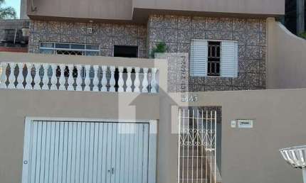 Sobrado à venda, 3 Dormitórios - 1 Suíte com Closet, Área Gourmet - Jardim Maria de Fátima, Várzea