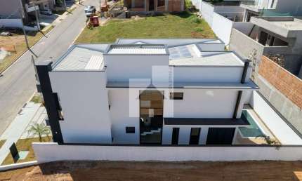 Sobrado semi-mobiliado com 4 dormitórios à venda, Loteamento Reserva Ermida, Jundiaí, SP