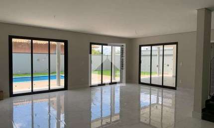 Casa com 4 quartos à venda na Vila Hortolândia, Jundiaí 