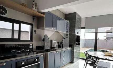 Casa Térrea com 3 dormitórios (1 suite) à Venda, 153m² construídos - Gran Ville São Venâncio, Itupe